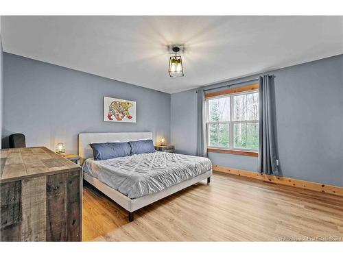30 Loyalist Lane, Upper Kingsclear, NB 