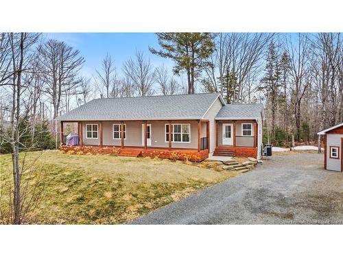 30 Loyalist Lane, Upper Kingsclear, NB 