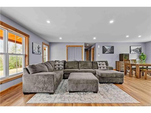 30 Loyalist Lane, Upper Kingsclear, NB 
