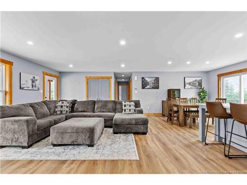 30 Loyalist Lane, Upper Kingsclear, NB 