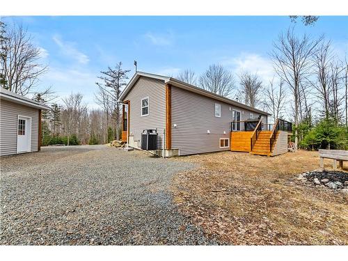 30 Loyalist Lane, Upper Kingsclear, NB 