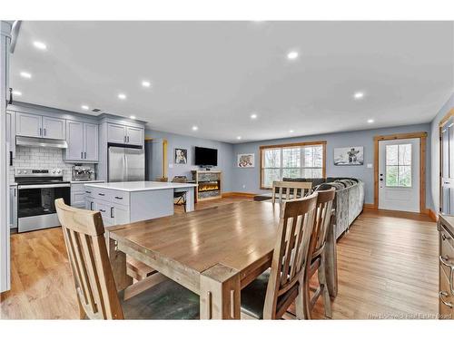 30 Loyalist Lane, Upper Kingsclear, NB 