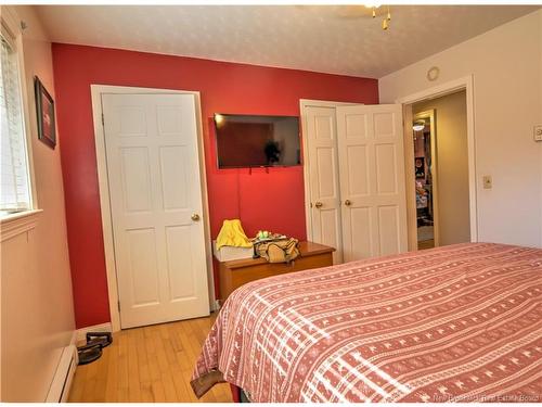 126 Christopher Dr, Burton, NB 