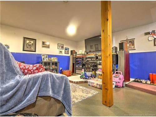 126 Christopher Dr, Burton, NB 