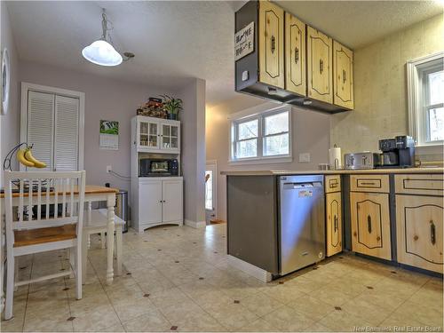 126 Christopher Dr, Burton, NB 