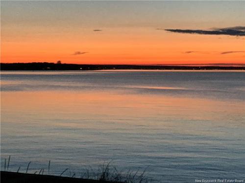 345 Bayshore Dr, Bathurst, NB 