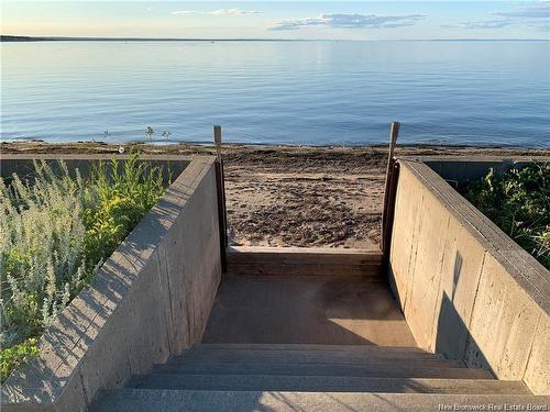 345 Bayshore Dr, Bathurst, NB 