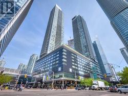 4103 - 65 BREMNER BOULEVARD Toronto, ON M5J 0A7