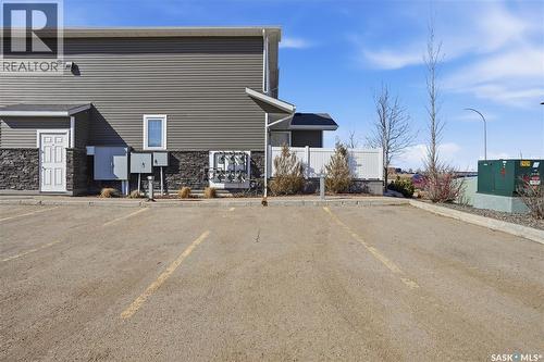 3477 Elgaard Drive, Regina, SK - Outdoor
