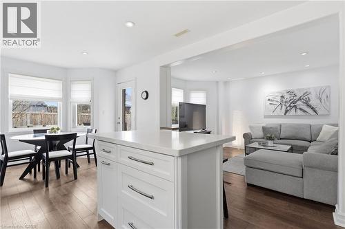 2223 Headon Road, Burlington, ON - Indoor Photo Showing Other Room