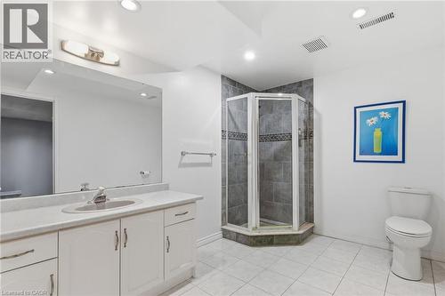 2223 Headon Road, Burlington, ON - Indoor Photo Showing Bathroom