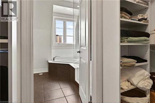 1862 Burnhamthorpe Road, Mississauga, ON - Indoor Photo Showing Other Room