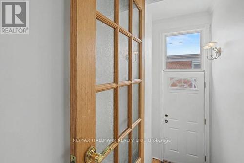 37 Avis Crescent, Toronto, ON - Indoor Photo Showing Other Room