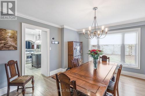 4279 Bridlepath Trail, Mississauga, ON - Indoor Photo Showing Dining Room