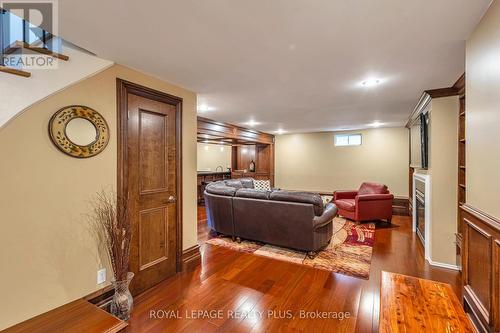 4279 Bridlepath Trail, Mississauga, ON - Indoor