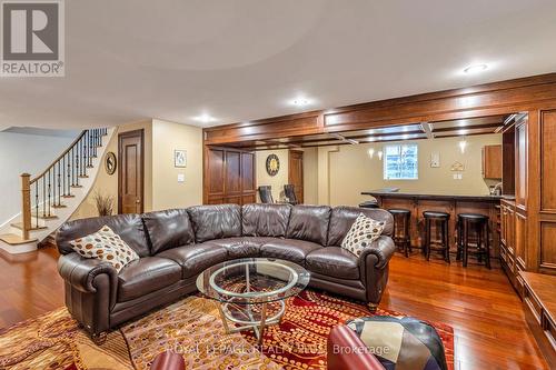 4279 Bridlepath Trail, Mississauga, ON - Indoor Photo Showing Living Room