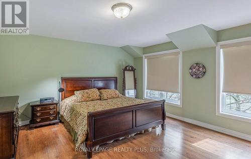 4279 Bridlepath Trail, Mississauga, ON - Indoor Photo Showing Bedroom