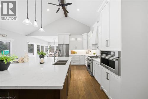 75 Robinson Road, Cambridge, ON - Indoor Photo Showing Kitchen With Double Sink With Upgraded Kitchen
