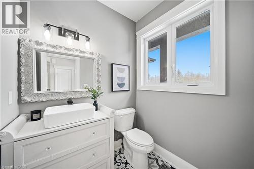 75 Robinson Road, Cambridge, ON - Indoor Photo Showing Bathroom