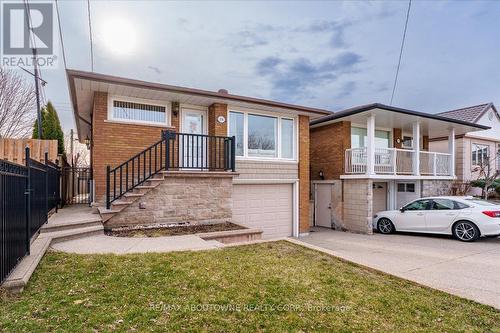 106 Beland Avenue N, Hamilton, ON - Outdoor