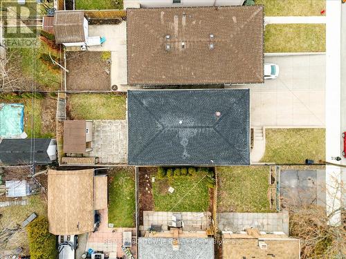 106 Beland Avenue N, Hamilton, ON - Outdoor