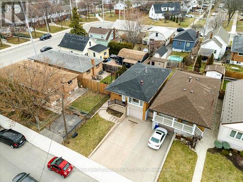 106 Beland Avenue N, Hamilton, ON - Outdoor