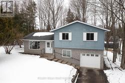 26 WESTVALE DRIVE Bracebridge (Monck (Bracebridge)), ON P1L 1B5