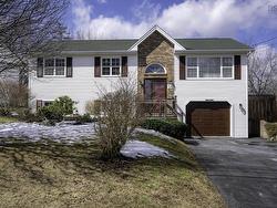 56 Hallmark Avenue  Lower Sackville, NS B4C 3P5