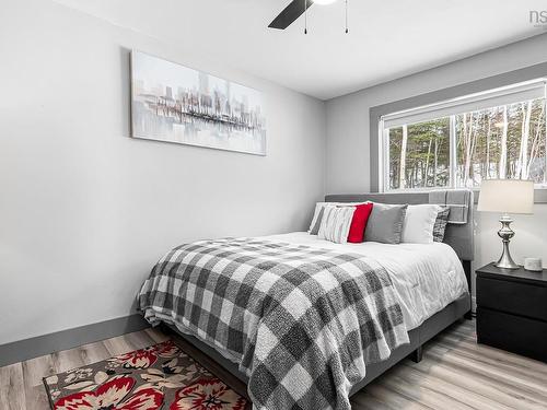 69 Pinetree Crescent, Hammonds Plains, NS 