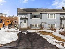 2060 Caldwell Road Eastern Passage, NS B3G 1H7