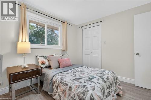 Bedroom with light wood finished floors and a closet - 146 Appalachian Crescent Unit# Upper, Kitchener, ON - Indoor Photo Showing Bedroom