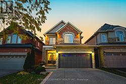 8 MATTEO TRAIL  Hamilton, ON L9B 0E8