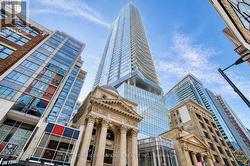 1510 - 197 YONGE STREET Toronto, ON M5B 0C1