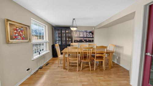 6516 Tie Lake Road, Jaffray, BC - Indoor Photo Showing Dining Room