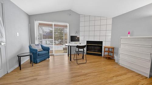 6516 Tie Lake Road, Jaffray, BC - Indoor