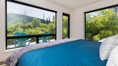 10202 Kalamalka Road, Coldstream, BC - Indoor
