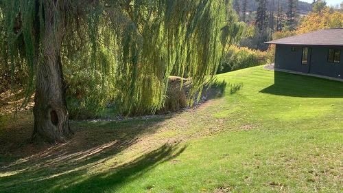10202 Kalamalka Road, Coldstream, BC - Outdoor