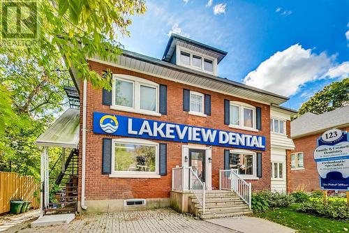 123 Collier Street, Barrie, ON 