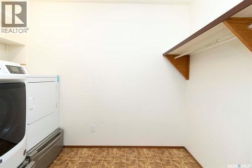 191 Meilicke Road, Saskatoon, SK - Indoor Photo Showing Laundry Room