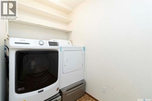 191 Meilicke Road, Saskatoon, SK - Indoor Photo Showing Laundry Room