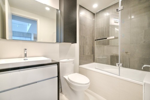 Salle de bains - 2212-1188 Rue St-Antoine O., Montréal (Ville-Marie), QC - Indoor Photo Showing Bathroom