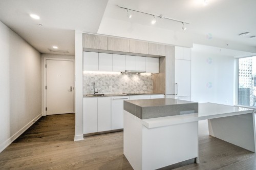 Cuisine - 2212-1188 Rue St-Antoine O., Montréal (Ville-Marie), QC - Indoor Photo Showing Kitchen With Upgraded Kitchen