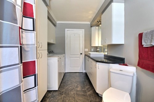 Salle de bains - 532 18E Rue E., La Guadeloupe, QC - Indoor Photo Showing Laundry Room