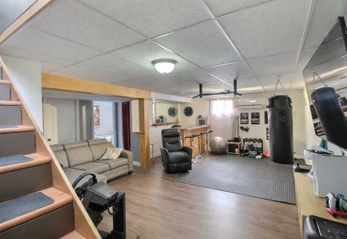 Salle familiale - 532 18E Rue E., La Guadeloupe, QC - Indoor