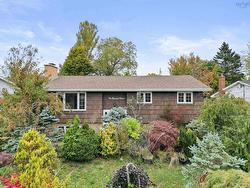 112 Arklow Drive, Cole Harbour Cole Harbour, NS B2W 4E4