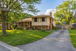 47 FAIRLANE ROAD  London South (South K), ON N6K 3E3