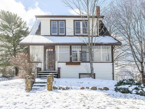 17 Pleasant Hill  Stewiacke, NS B4P 1C3
