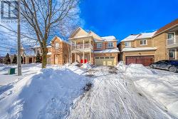 117 MAROON DRIVE  Richmond Hill, ON L4E 5B7