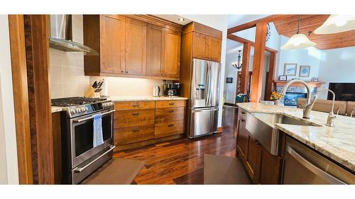 5962 Wolf Creek Road, Wasa, BC - Indoor Photo Showing Kitchen With Upgraded Kitchen