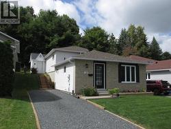 36 Hergott AVE Elliot Lake, ON P5A 3A8